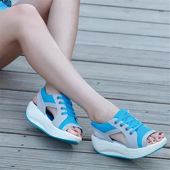 Klíny pohodlné boty ženy sandály 2021 krajky-up prodyšné síťoviny rybí hlavy příležitostné letní boty ženy sandály dámské boty