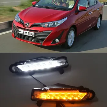 DRL Pro Toyota Yaris 2017 2018 2019 Vodotěsné 12V LED Denní Běžící Světlo denní Světlo drifog lampa s směrové styl Relé